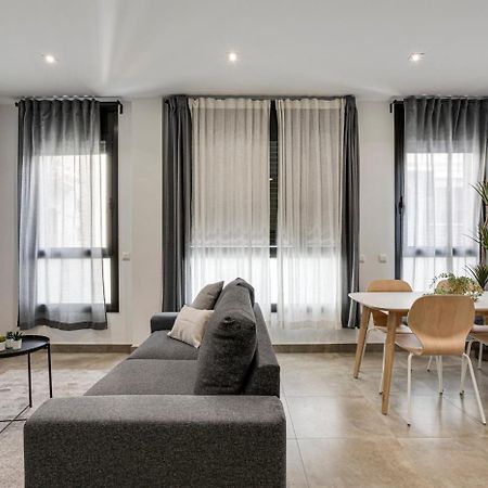 Urban Flats Vallirana Barcelona Bagian luar foto
