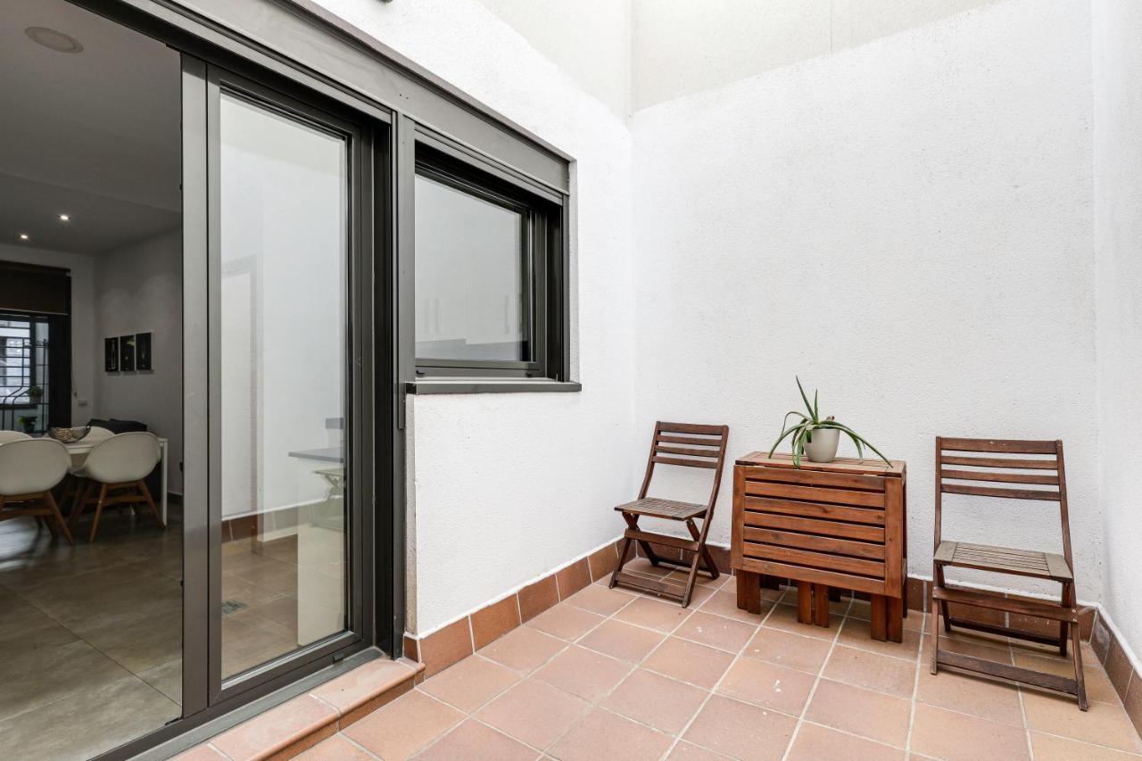 Urban Flats Vallirana Barcelona Bagian luar foto