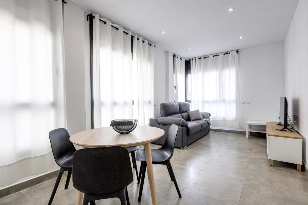 Urban Flats Vallirana Barcelona Bagian luar foto