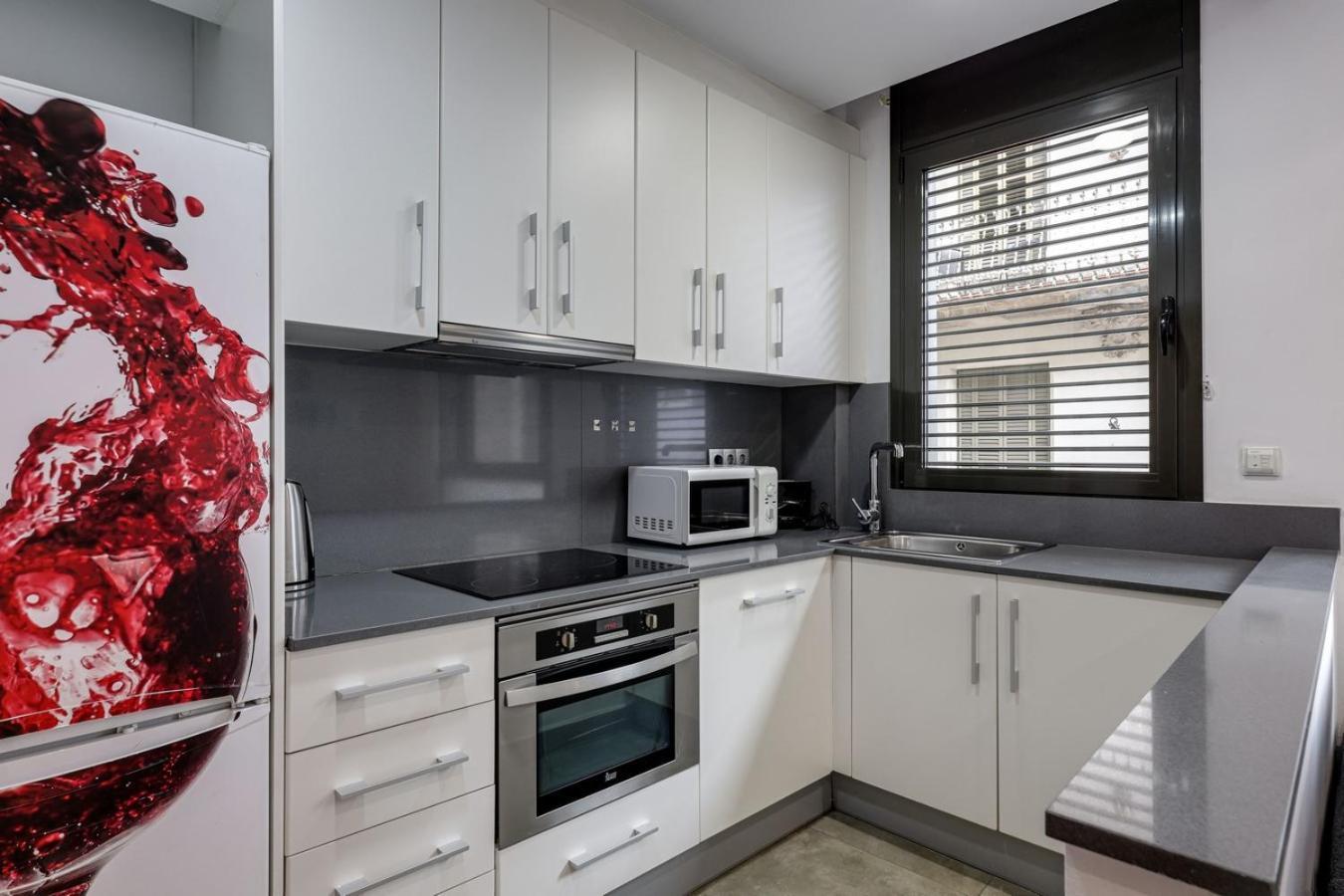 Urban Flats Vallirana Barcelona Bagian luar foto